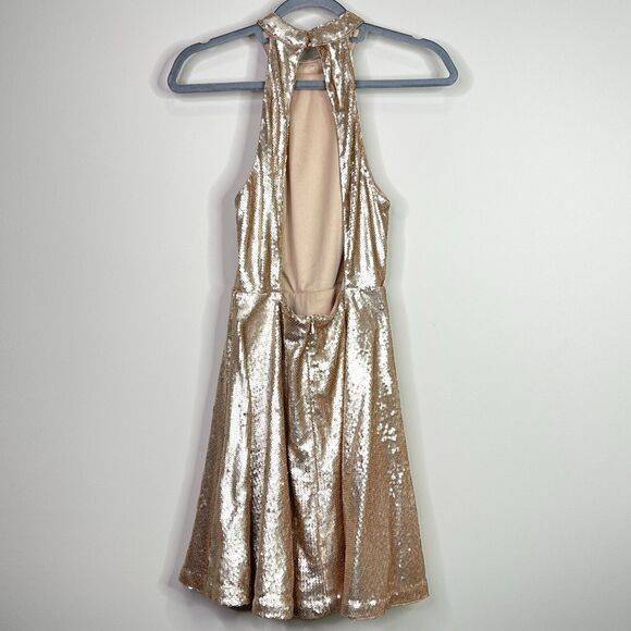 New Lulus Under the Spotlight Champagne Sequin Backless Skater Dress Size Small - Picture 9 of 10